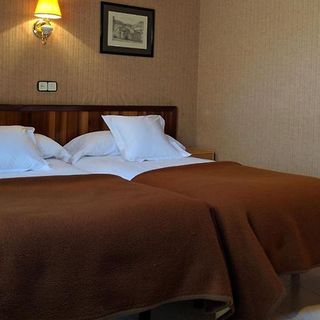 Hostal Talabart Les Eksteriør billede