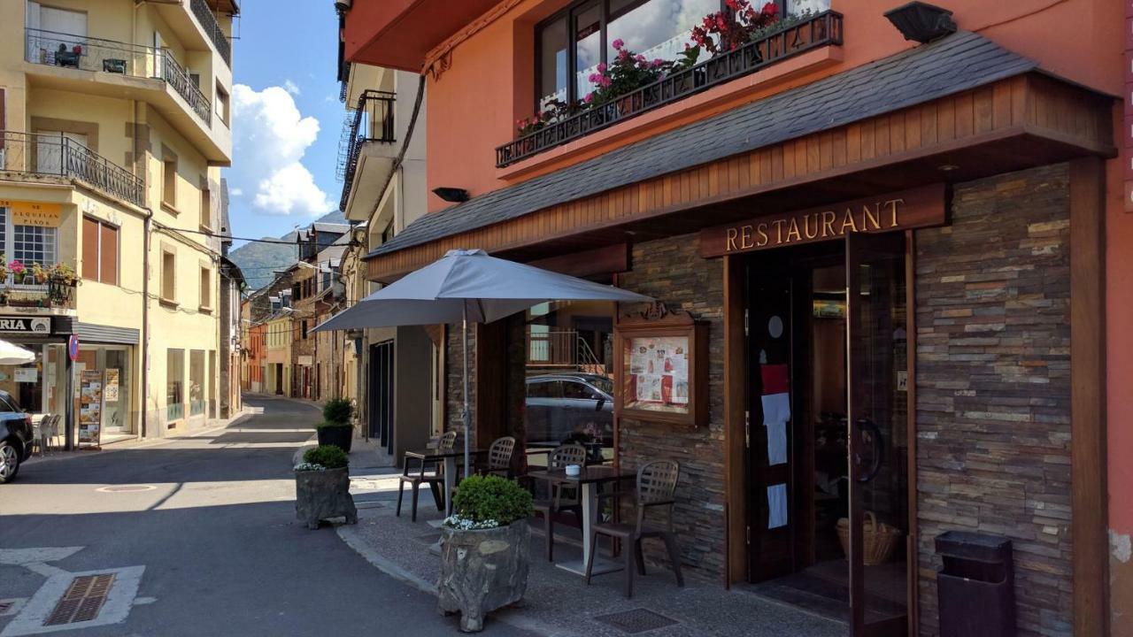 Hostal Talabart Les Eksteriør billede