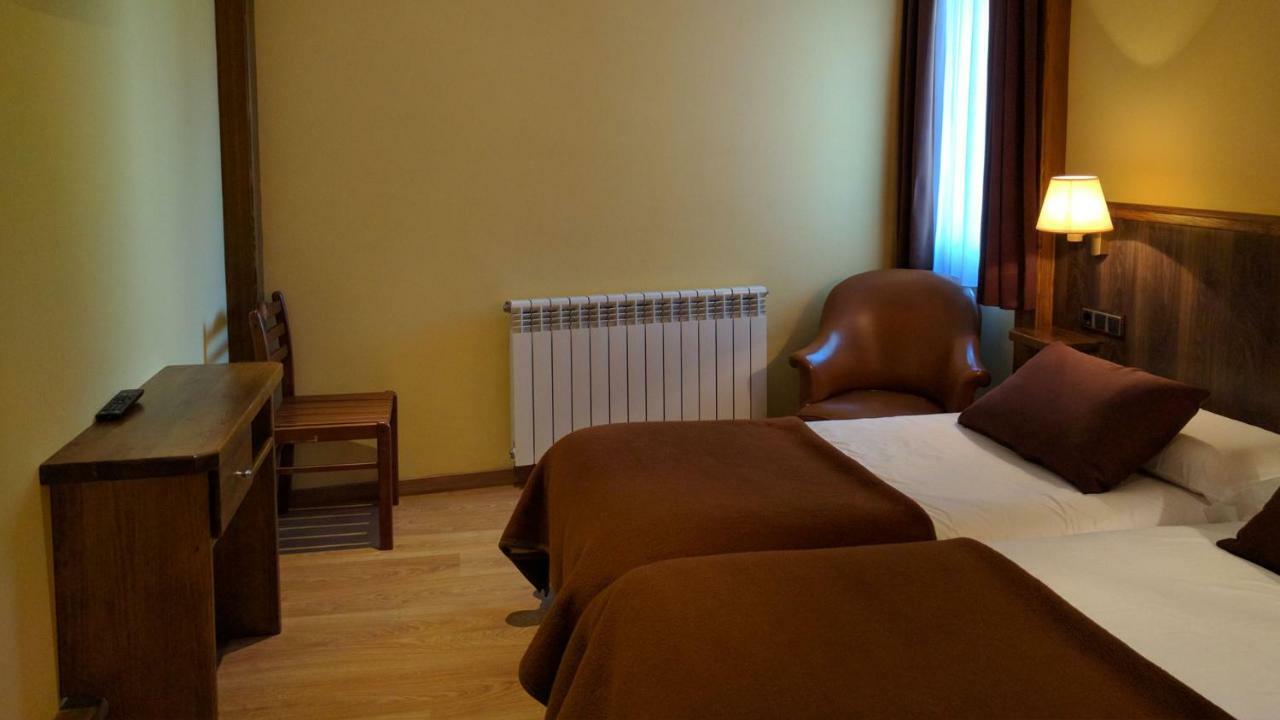 Hostal Talabart Les Eksteriør billede