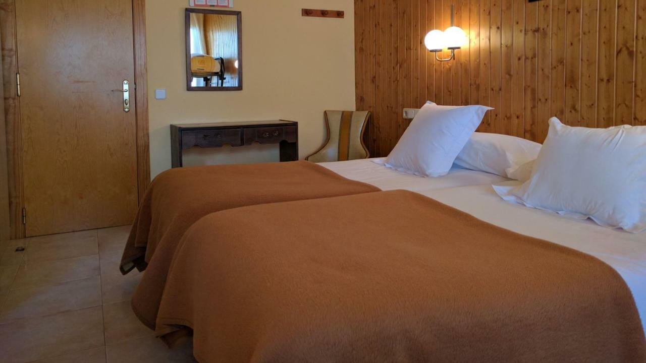 Hostal Talabart Les Eksteriør billede